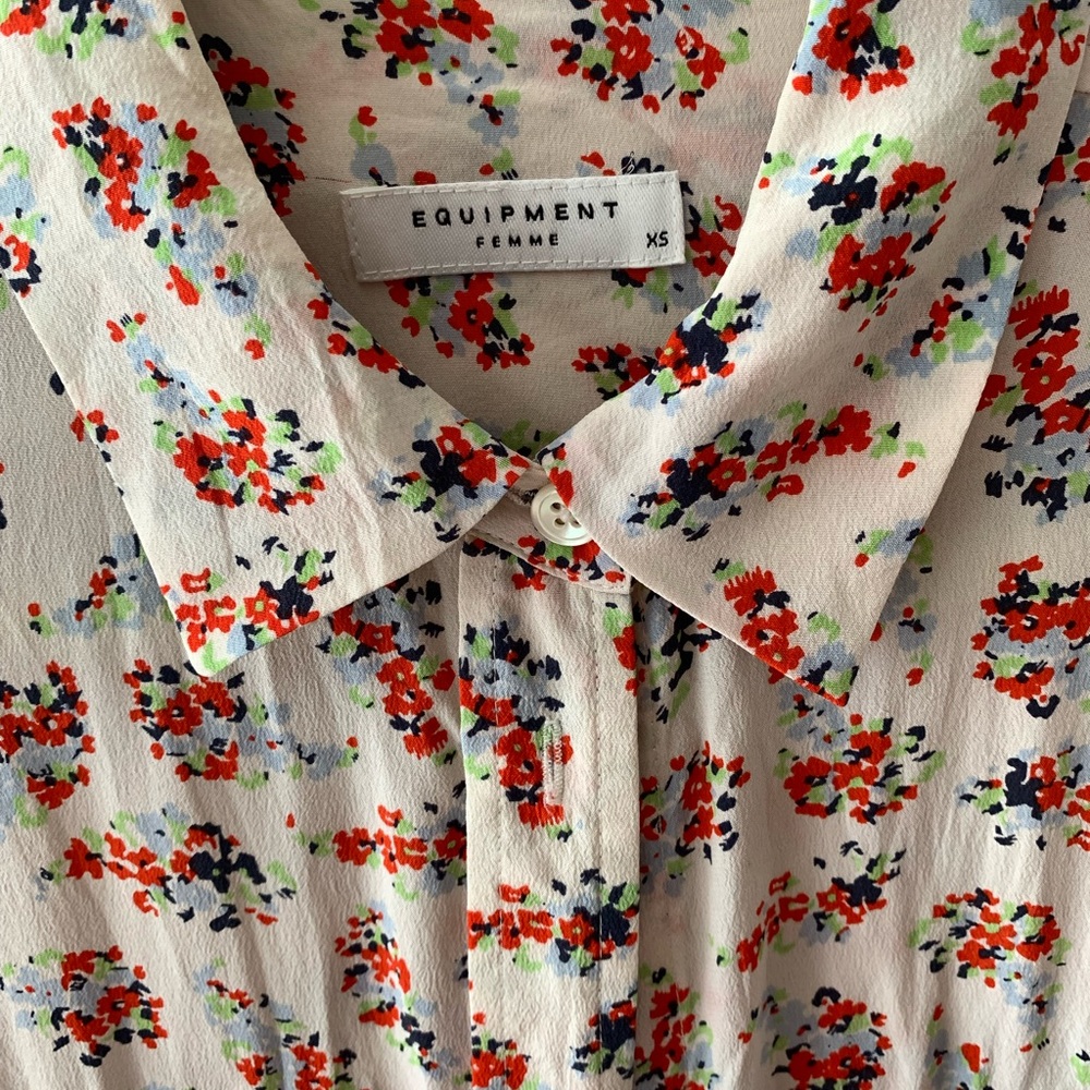 Equipment women’s Silk floral print shirt size xs